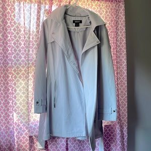 DKNY XL dressy raincoat with waist tie
